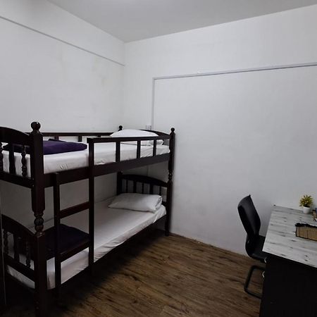 1201 Apartment Ladang Tok Pelam Tepipantaibatuburuk Kuala Terengganu Eksteriør billede
