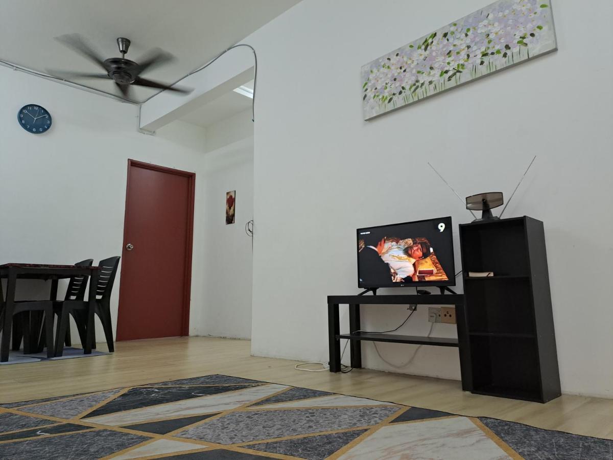 1201 Apartment Ladang Tok Pelam Tepipantaibatuburuk Kuala Terengganu Eksteriør billede